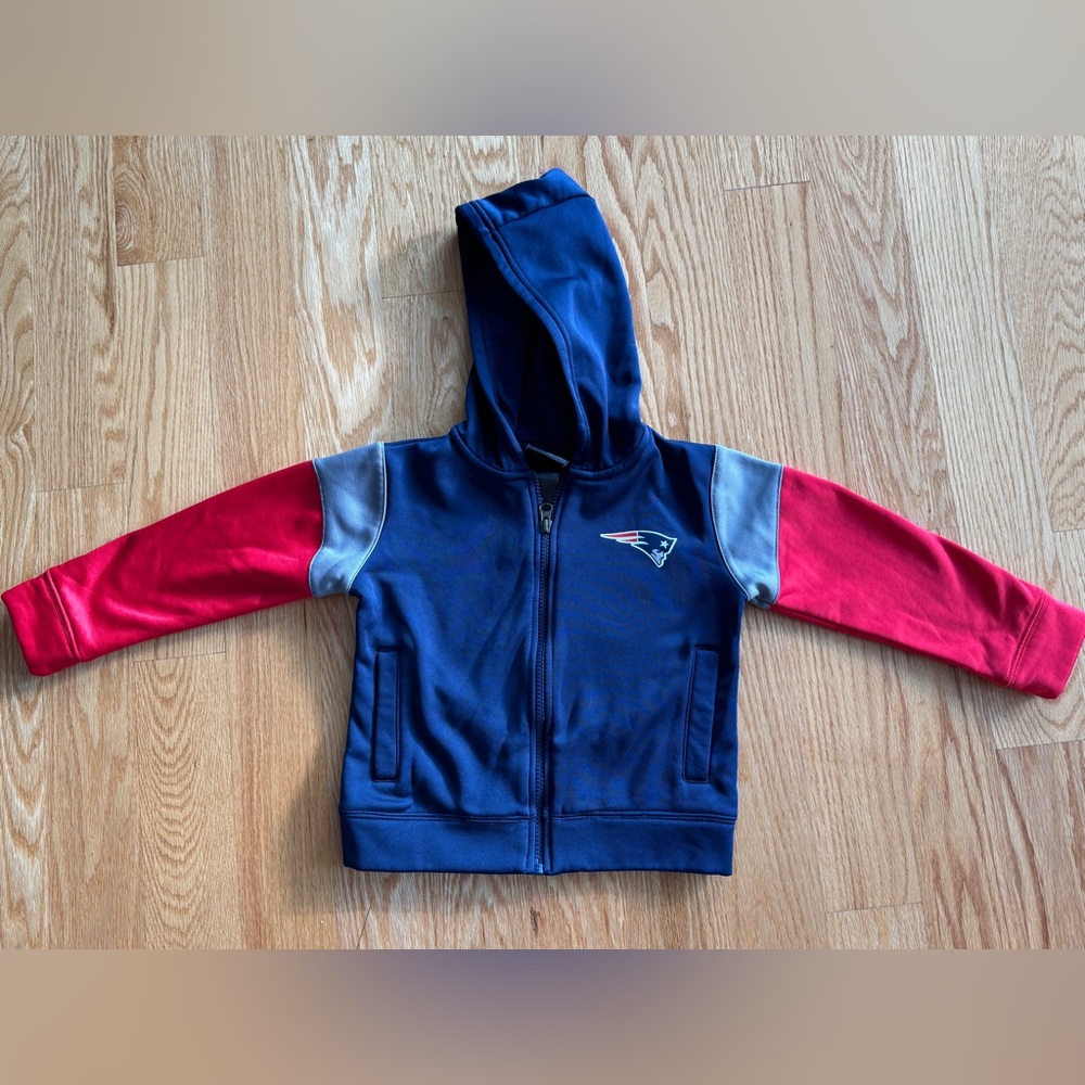 NE PATRIOTS KIDS SWEATSHIRT -  NFL 4T PERFECT CONDITION